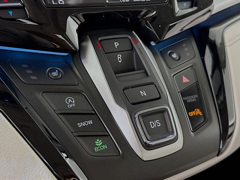 New 2026 Honda Odyssey Touring image 20