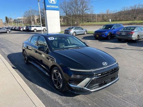 Used 2024 Hyundai Sonata SEL w/ Convenience Package FWD image 5