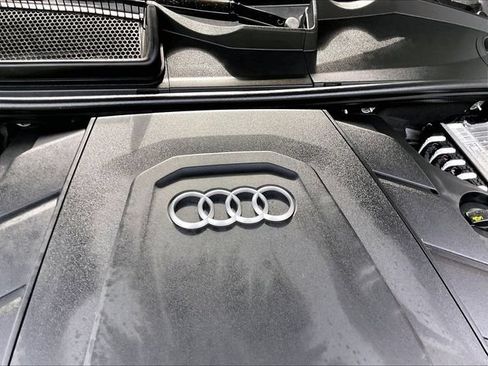 Used 2020 Audi Q7 3.0T Prestige AWD/4WD image 32