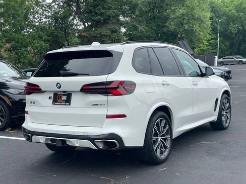 Used 2024 BMW X5 xDrive40i w/ M Sport Package AWD/4WD image 4