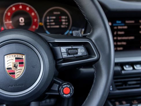 Certified 2026 Porsche 911 Carrera 4S AWD/4WD image 37