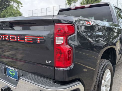 Used 2024 Chevrolet Silverado 1500 LT AWD/4WD image 6