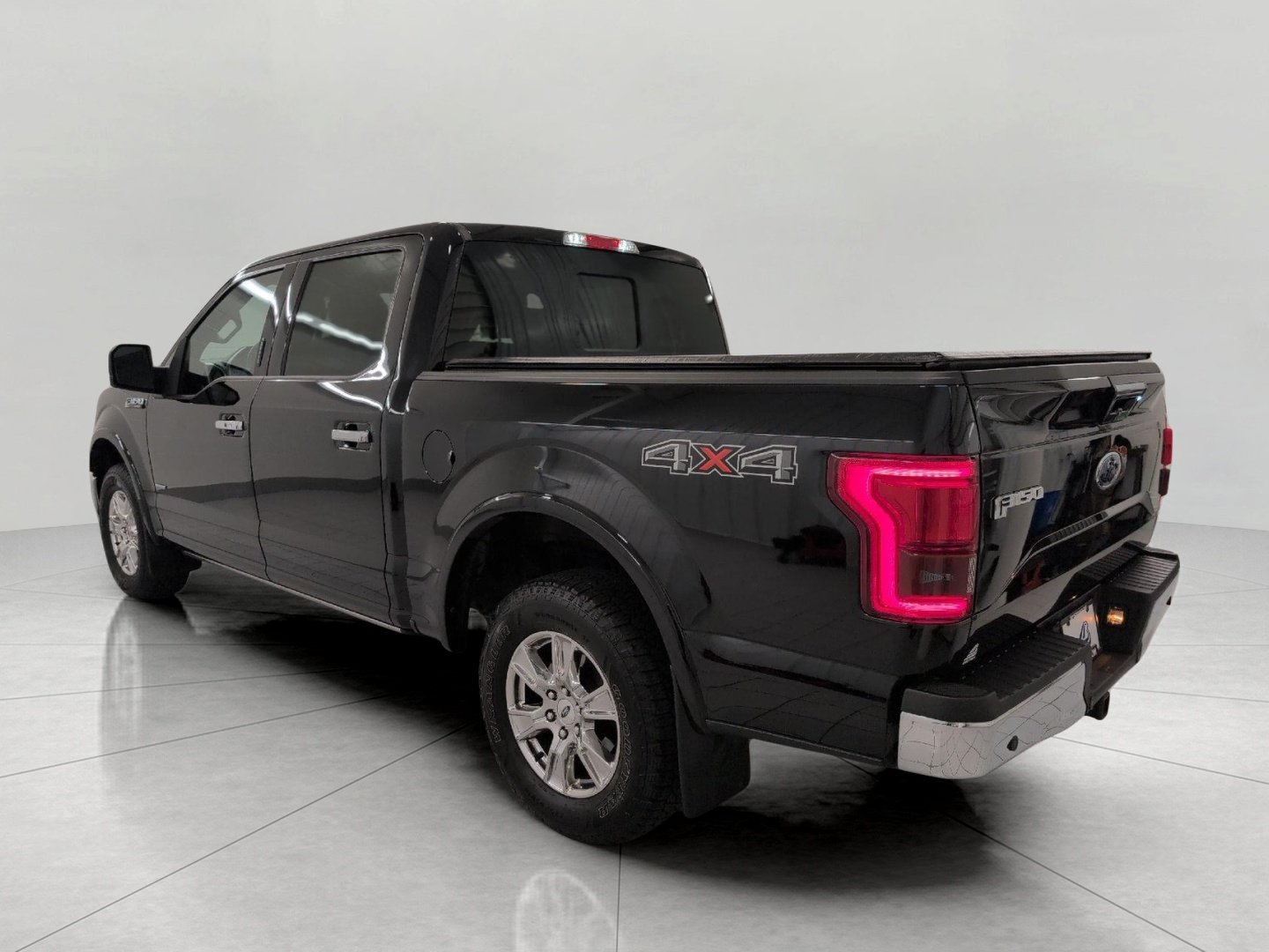 Certified 2017 Ford F150 Lariat w/ Equipment Group 502A Luxury AWD/4WD image 21