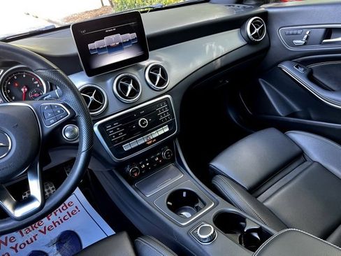 Used 2019 Mercedes-Benz CLA 250 image 43