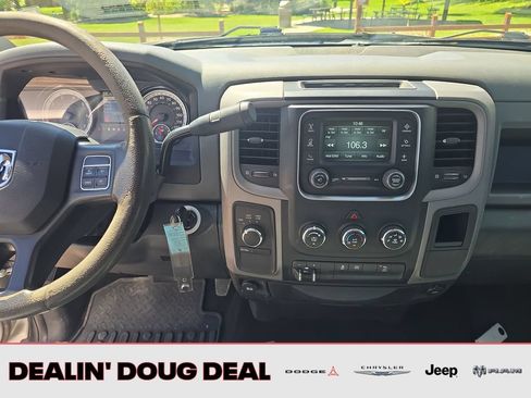 Used 2016 RAM 2500 Tradesman w/ Chrome Appearance Group AWD/4WD image 18