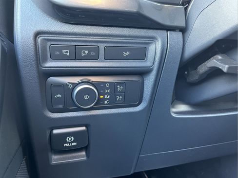 Used 2022 Ford F150 XLT w/ Equipment Group 302A High image 16