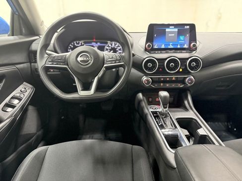 Used 2025 Nissan Sentra SV FWD image 32