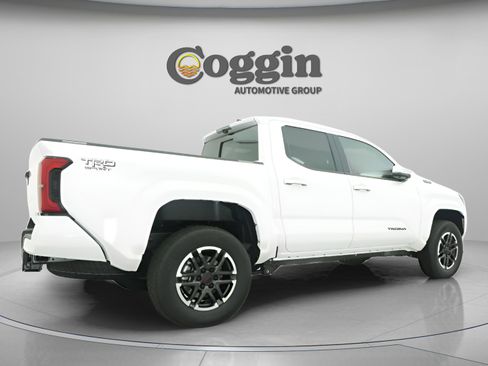 New 2026 Toyota Tacoma TRD Sport AWD/4WD image 18
