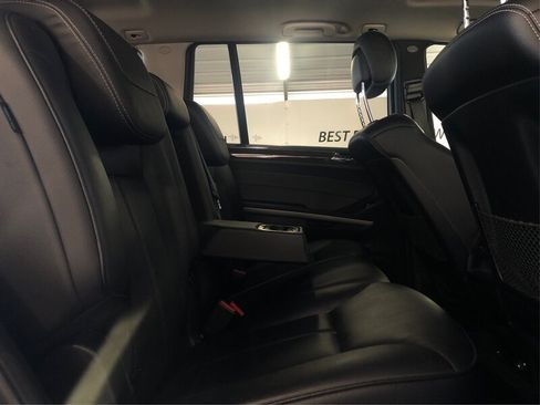 Used 2011 Mercedes-Benz GL 450 4MATIC image 10