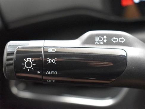 Certified 2025 Kia K4 EX image 28