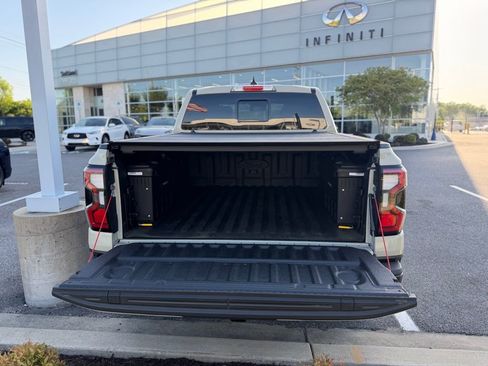 Used 2025 Ford Ranger Raptor image 14