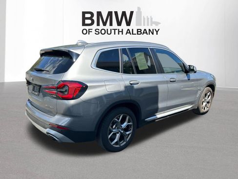 Used 2024 BMW X3 xDrive30i w/ Premium Package w/ZPA AWD/4WD image 5