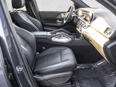 Certified 2025 Mercedes-Benz GLS 580 GLS 580 image 27