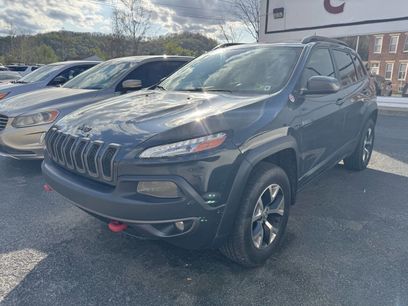 Used 2017 Jeep Cherokee Trailhawk w/ Comfort/Convenience Group