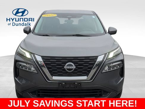 Used 2022 Nissan Rogue SV FWD image 12