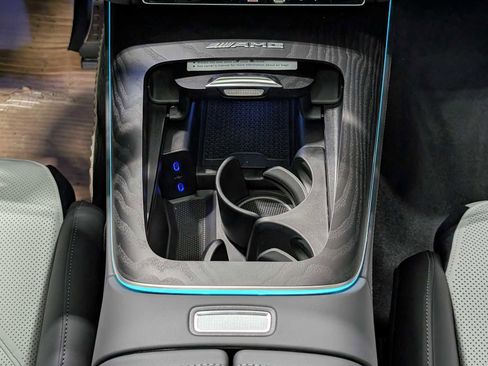 New 2026 Mercedes-Benz E 53 AMG e 4MATIC Sedan image 18