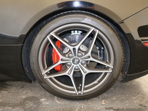 Used 2017 Ferrari California T image 14