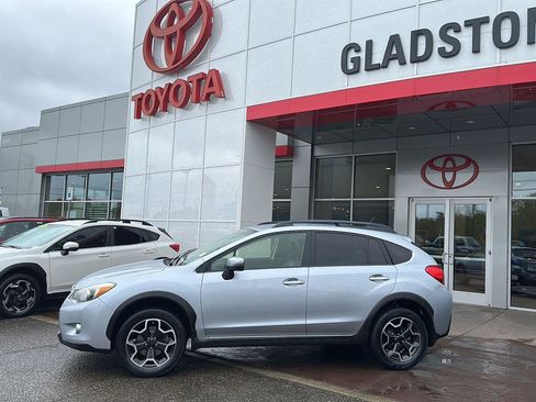 Used 2015 Subaru Crosstrek 2.0i Limited w/ Popular Package #1 AWD/4WD image 2