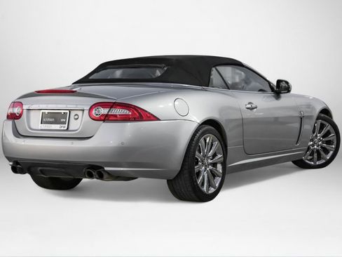 Used 2010 Jaguar XK Convertible image 7