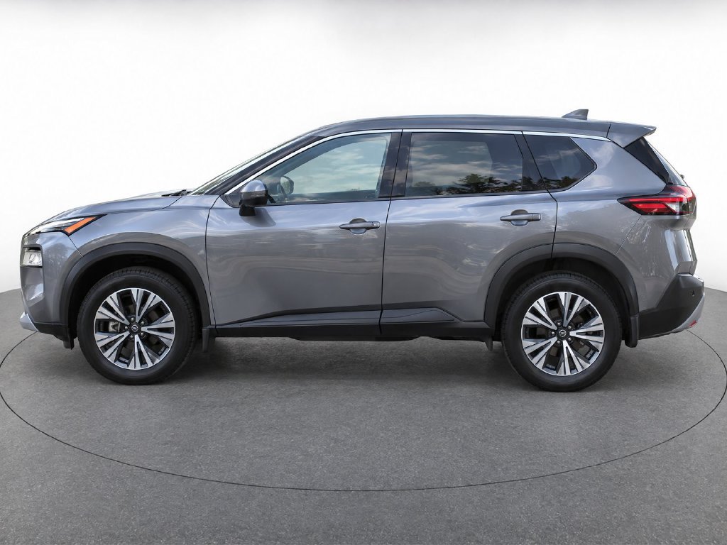 Used 2021 Nissan Rogue SV AWD/4WD image 2