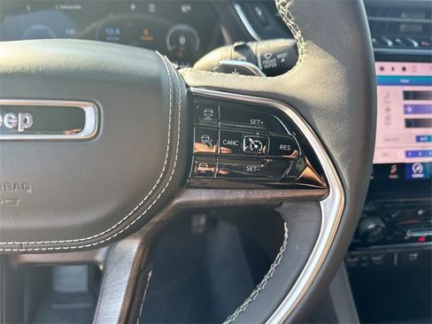 Used 2023 Jeep Grand Cherokee L Overland image 33