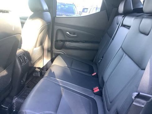 Certified 2024 Hyundai Santa Cruz Limited AWD/4WD image 20