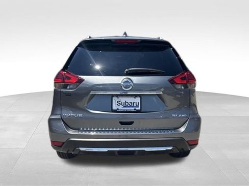 Used 2017 Nissan Rogue SL w/ SL Premium Package AWD/4WD image 6