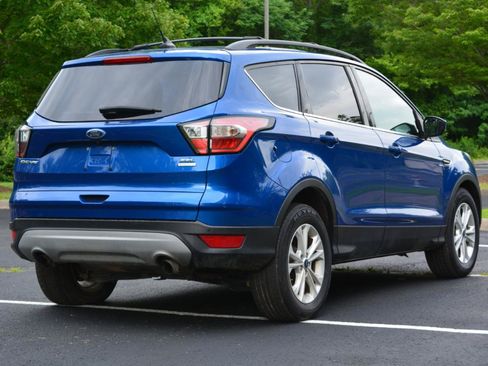 Used 2018 Ford Escape SEL w/ Canadian Touring Package FWD image 5