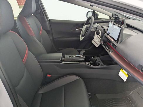 New 2026 Toyota Prius Plug-In Hybrid w/ Limited Premium Package FWD image 23
