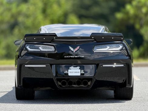 Used 2016 Chevrolet Corvette Stingray Coupe RWD image 6