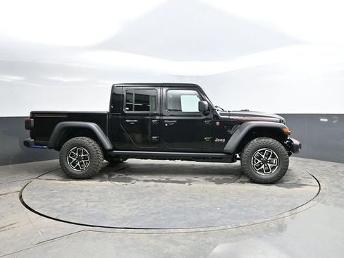 New 2026 Jeep Gladiator Rubicon AWD/4WD image 8
