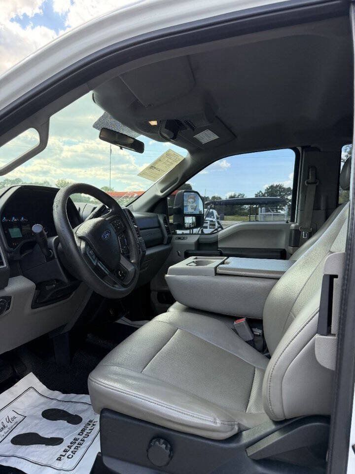 Used 2017 Ford F250 XL w/ Power Equipment Group AWD/4WD image 11