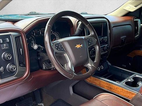 Used 2014 Chevrolet Silverado 1500 High Country w/ High Country Premium Package AWD/4WD image 11
