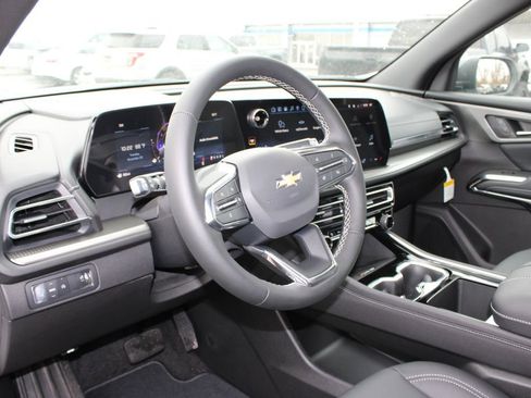 New 2026 Chevrolet Traverse LT w/ Sun and Wheel Package image 14