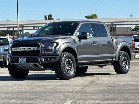 Certified 2019 Ford F150 Raptor w/ Equipment Group 802A Luxury AWD/4WD image 7