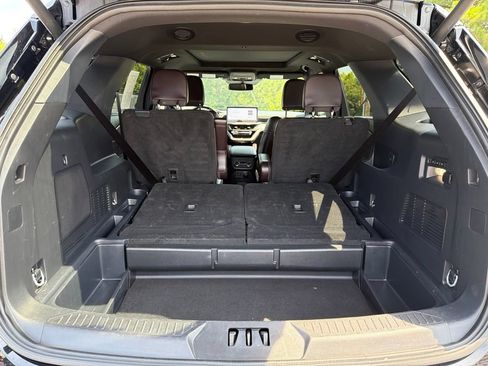 Used 2025 Ford Explorer Platinum w/ LUX Leather Package AWD/4WD image 11