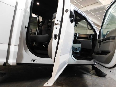 Used 2019 Ford F150 XLT AWD/4WD image 13