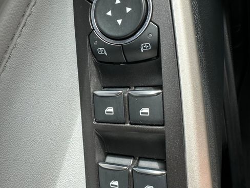 Used 2023 Ford Explorer XLT w/ Equipment Group 202A image 28