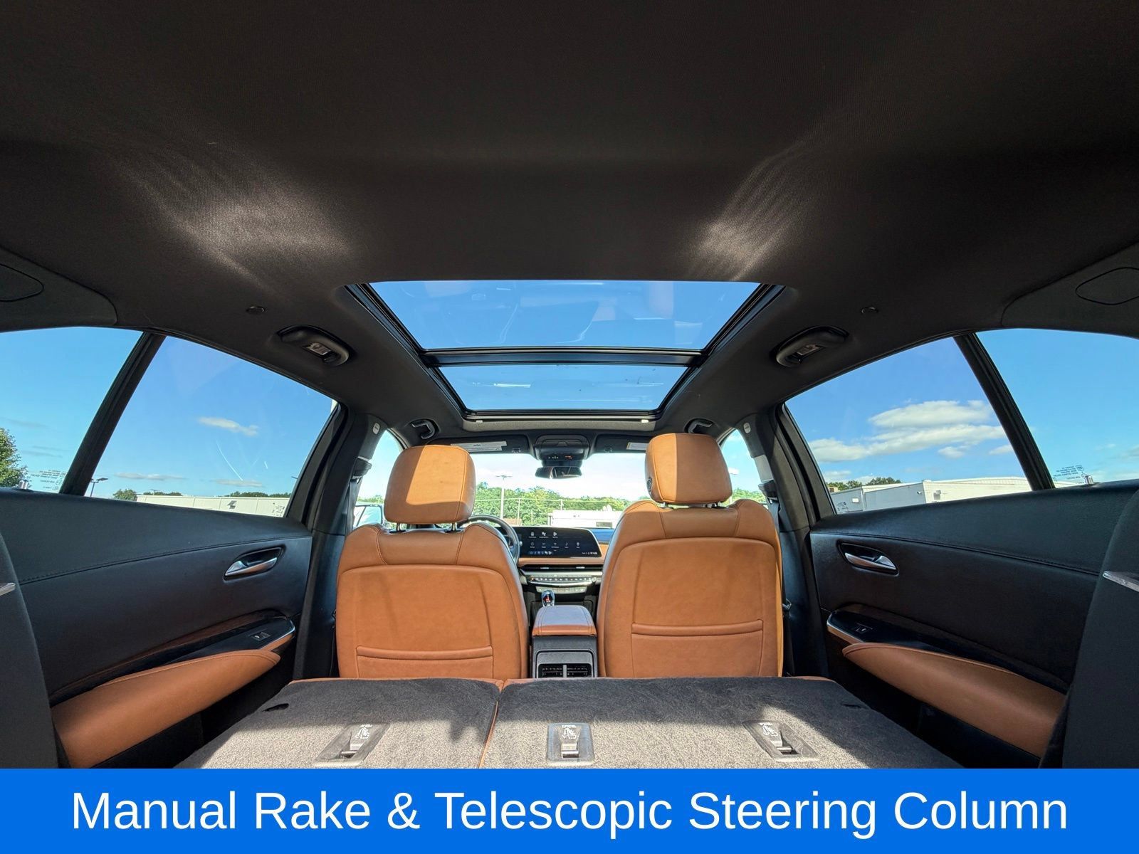 Used 2024 Cadillac XT4 Premium Luxury AWD/4WD image 33