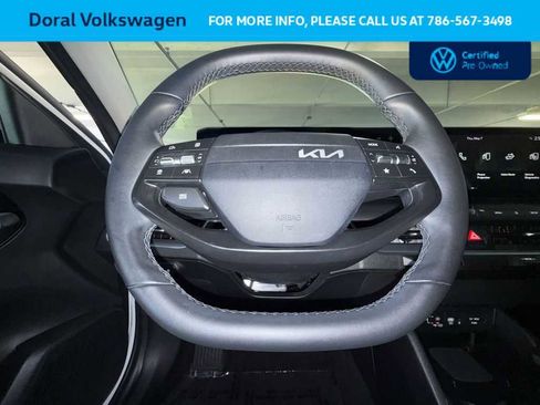 Used 2025 Kia K4 EX FWD image 15