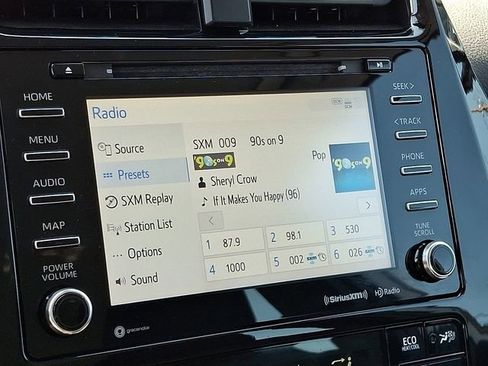 Used 2022 Toyota Prius Prime LE image 17