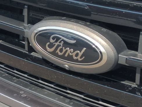 Used 2022 Ford F150 XLT w/ Equipment Group 302A High AWD/4WD image 12