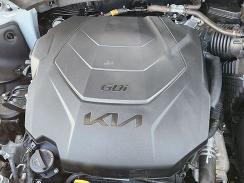 Certified 2025 Kia Telluride SX Prestige X-Line AWD/4WD image 17