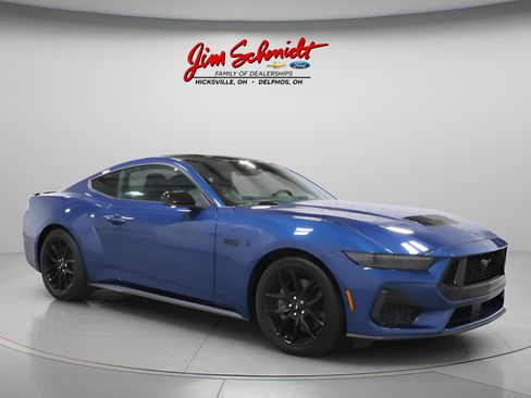 Used 2024 Ford Mustang GT Premium RWD image 2