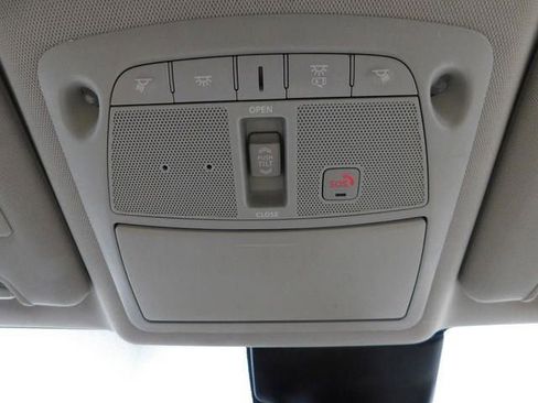 Used 2019 Nissan Rogue SL w/ Premium Package image 27