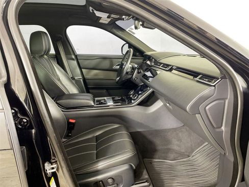 Used 2020 Land Rover Range Rover Velar S image 27