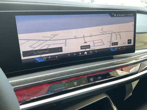 New 2026 BMW 740i w/ Executive Package RWD image 17