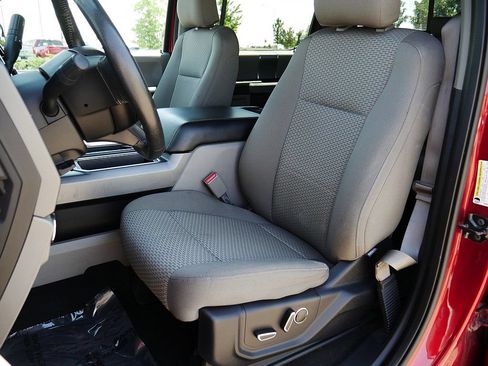 Used 2015 Ford F150 XLT w/ Equipment Group 302A Luxury AWD/4WD image 14