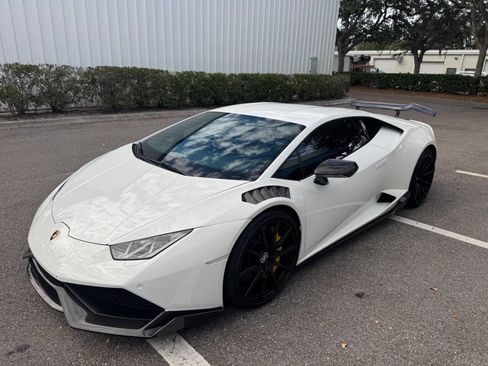 Used 2015 Lamborghini Huracan LP 610-4 image 3
