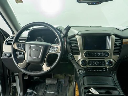 Used 2015 GMC Yukon Denali w/ Open Road Package AWD/4WD image 13